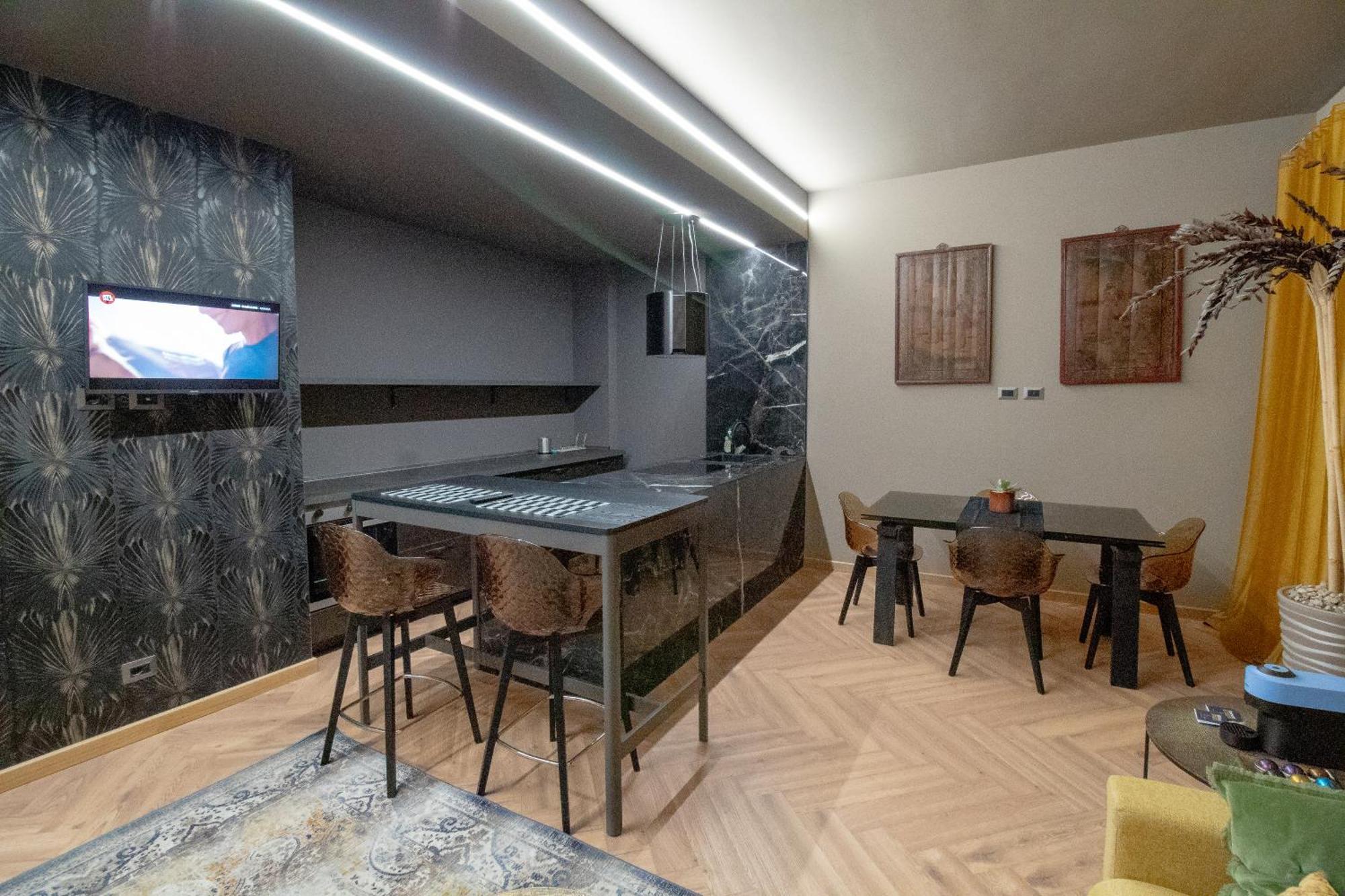 Апартаменты Luxury Museo Egizio - Esclusivo Trilocale In Pieno Centro - Free Wifi Турин Экстерьер фото